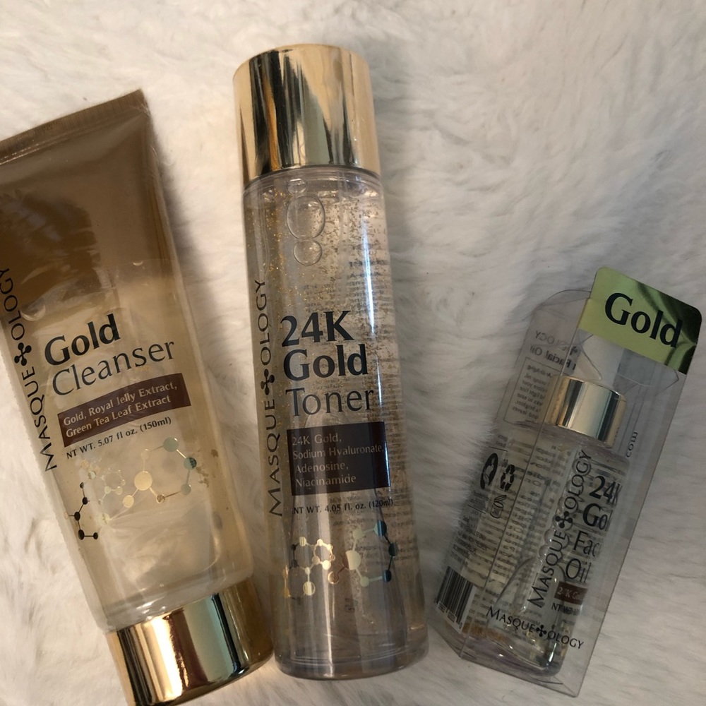 Bundle of 24 karat gold by Masqueologu